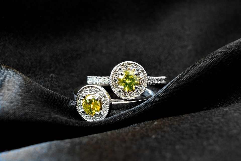 Joyería con diamantes