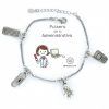 Pulsera de la administrativa