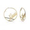 Aros Guess UBE78077 fabricados en acero inoxidable chapado en oro amarillo.